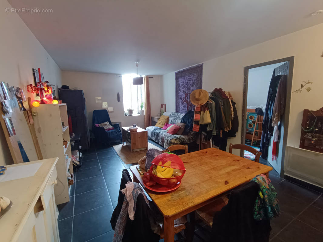 Appartement à GIGNAC