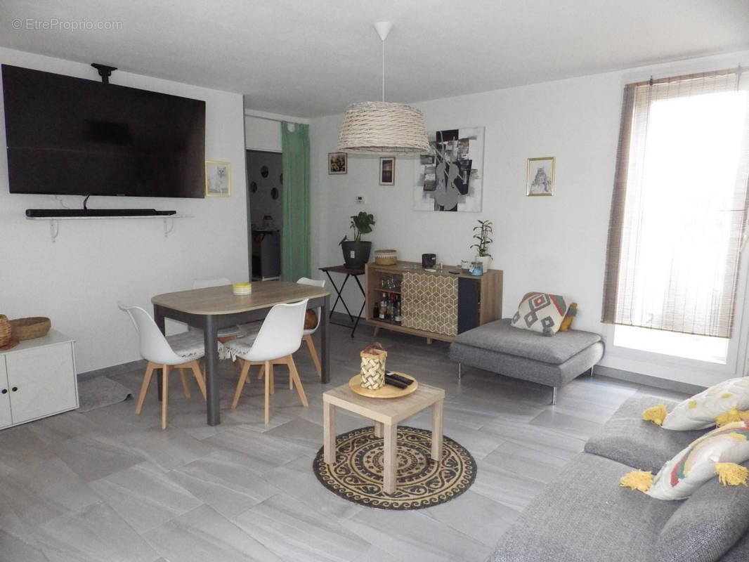 Appartement à MARSEILLE-9E