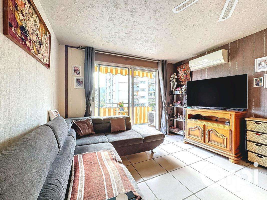 Appartement à VILLENEUVE-LOUBET