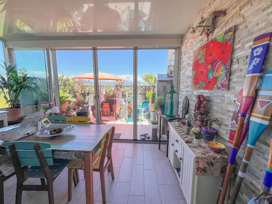 Appartement à VILLENEUVE-LOUBET