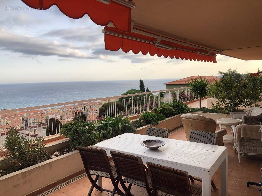 Appartement à MENTON