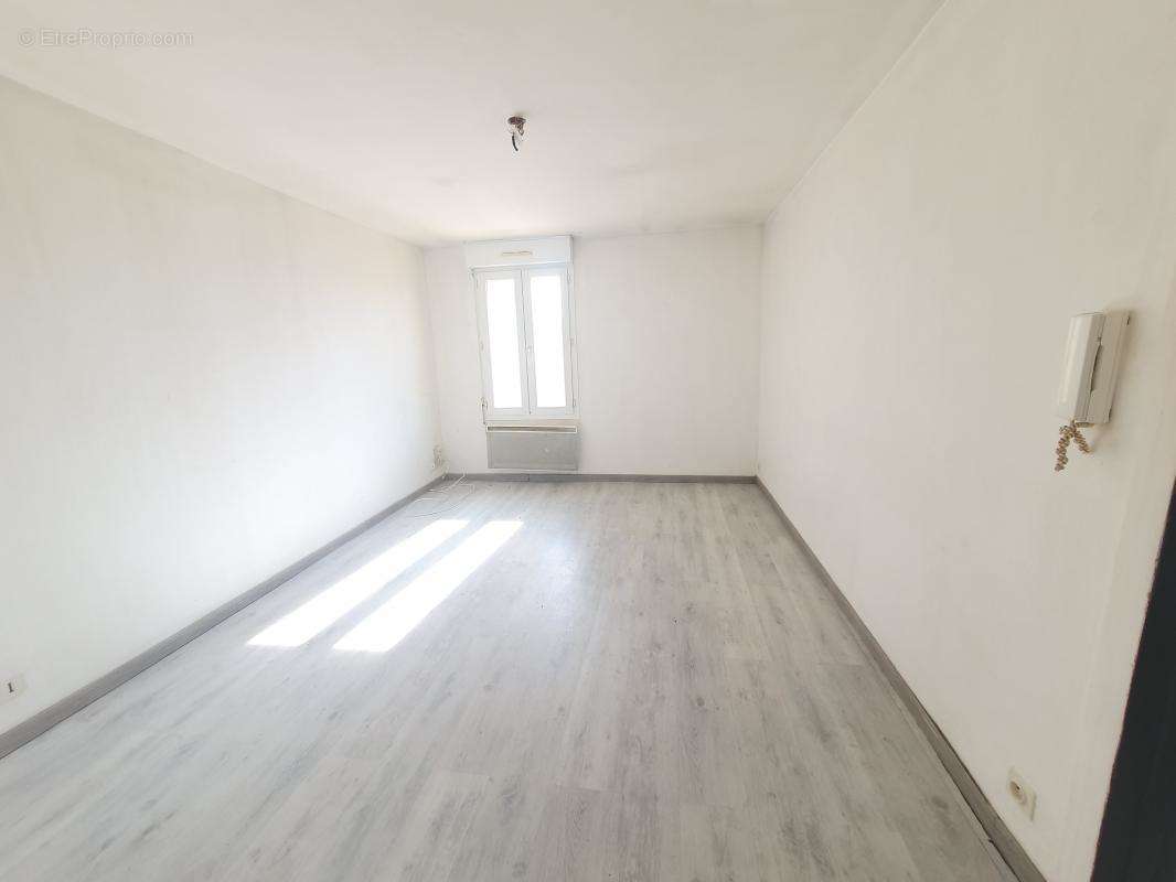 Appartement à VIAS