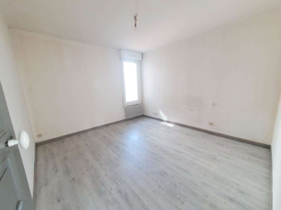 Appartement à VIAS