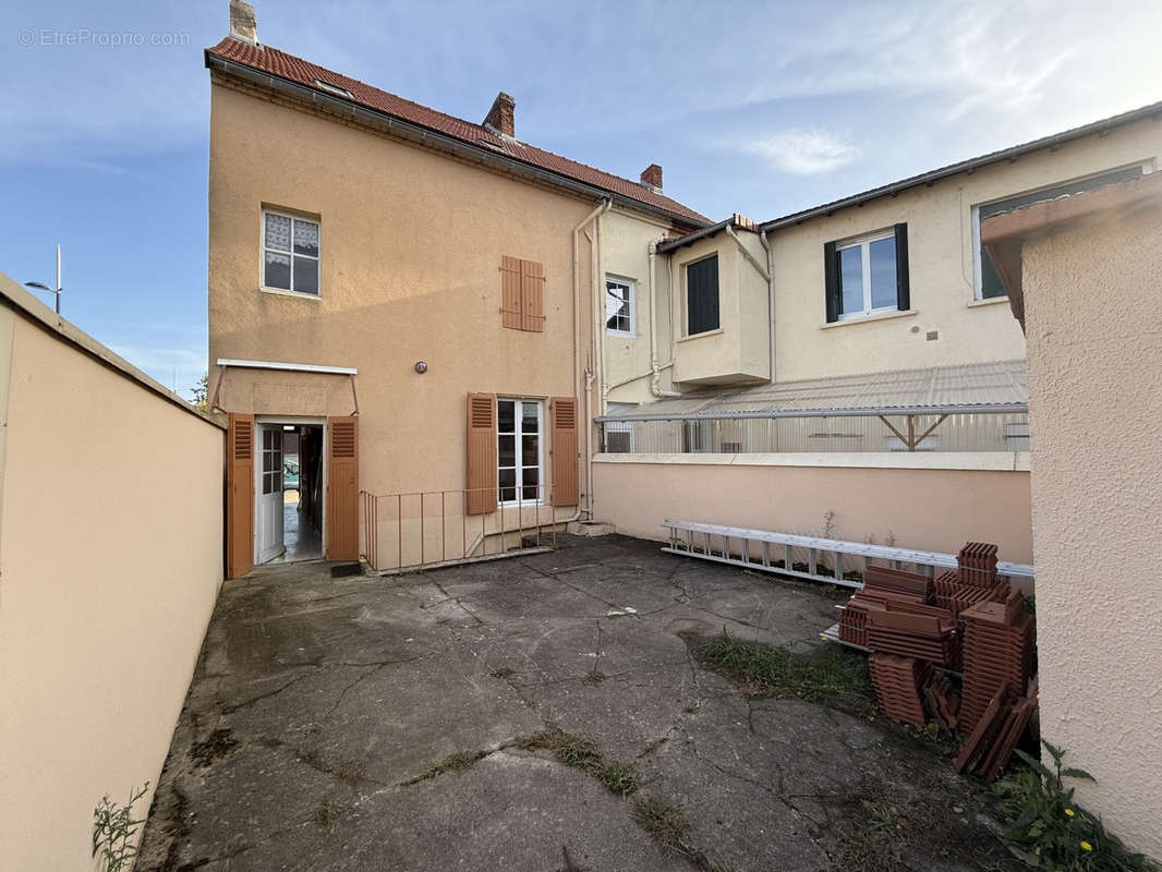 Maison à BELLERIVE-SUR-ALLIER