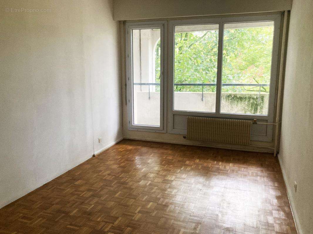 Appartement à LYON-9E