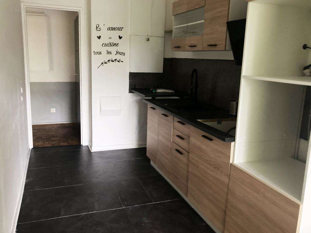 Appartement à LYON-9E