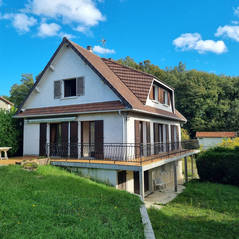 Maison à JANVRY