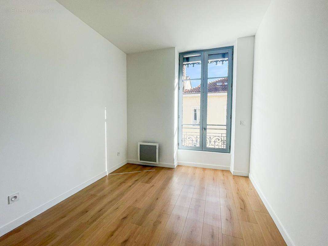 Appartement à LYON-6E