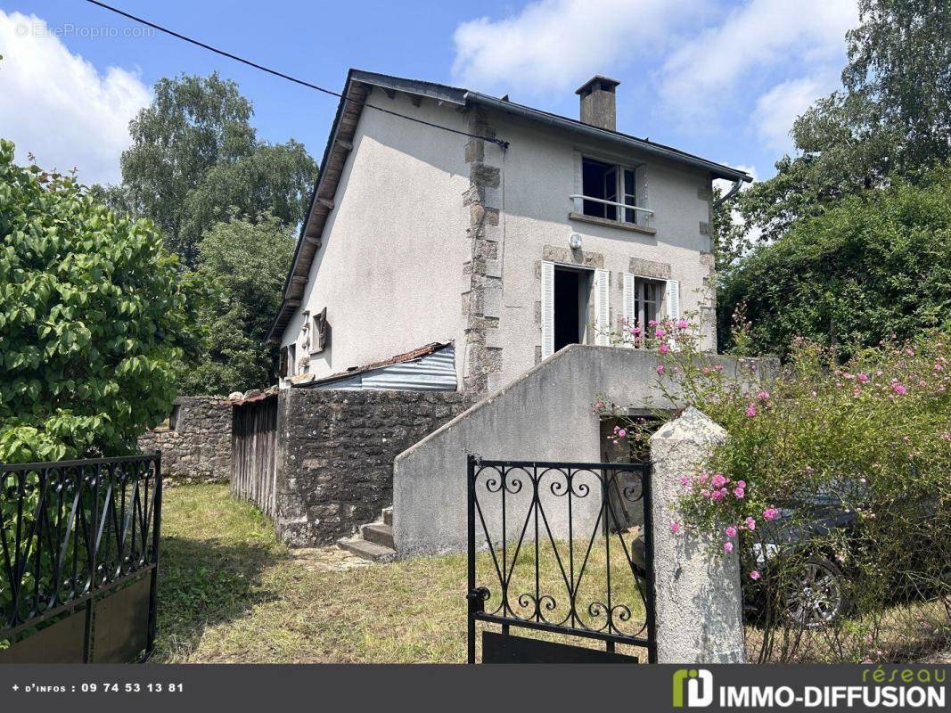 Maison à SERVIERES-LE-CHATEAU