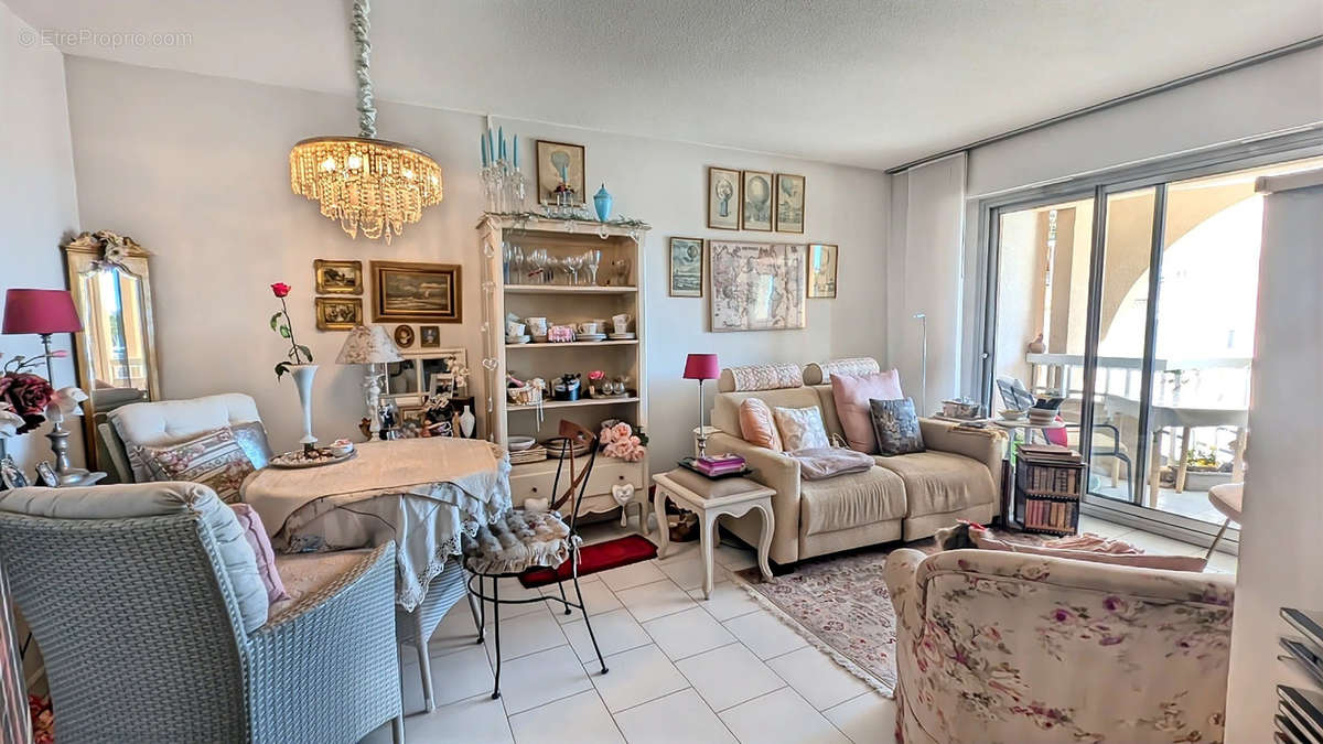 Appartement à FREJUS