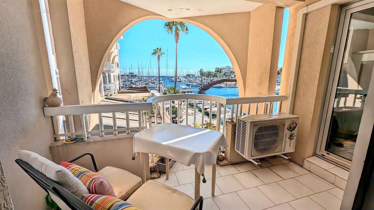 Appartement à FREJUS