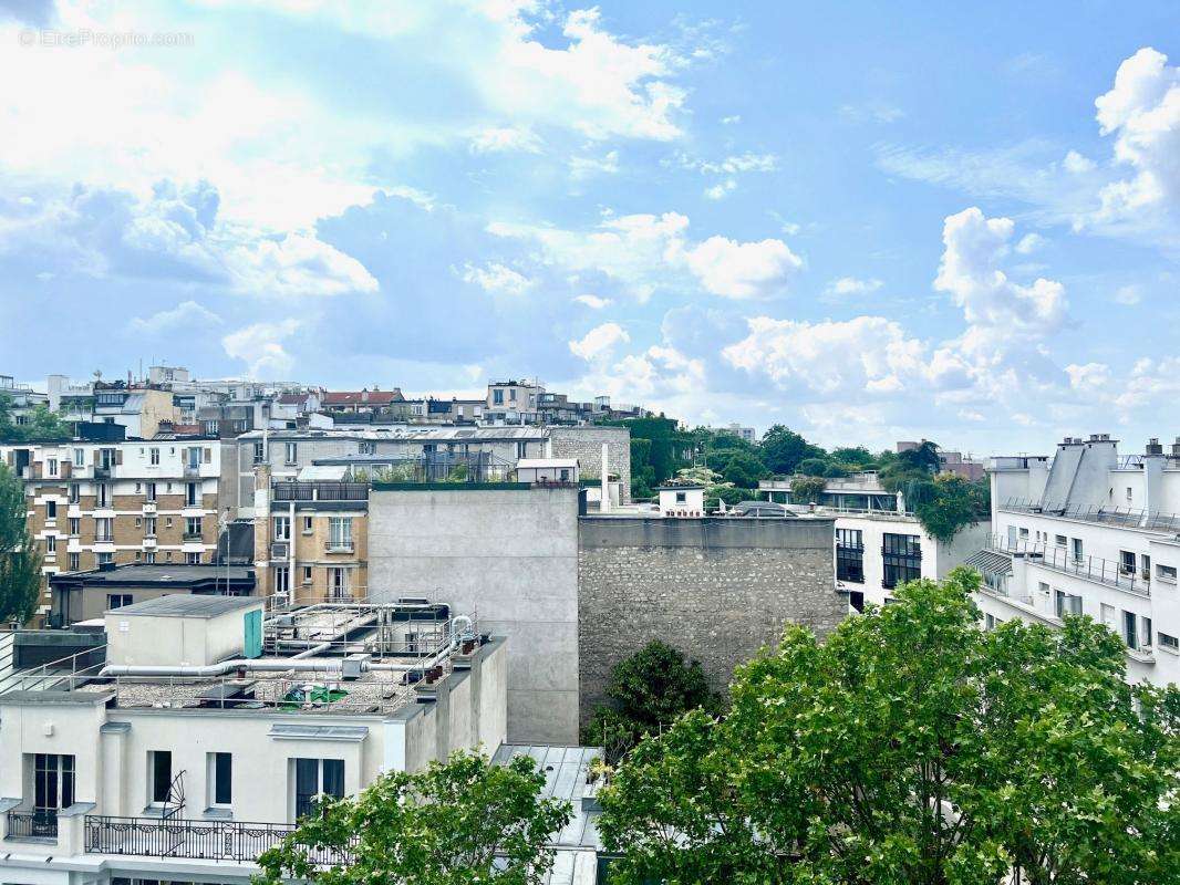 Appartement à PARIS-19E