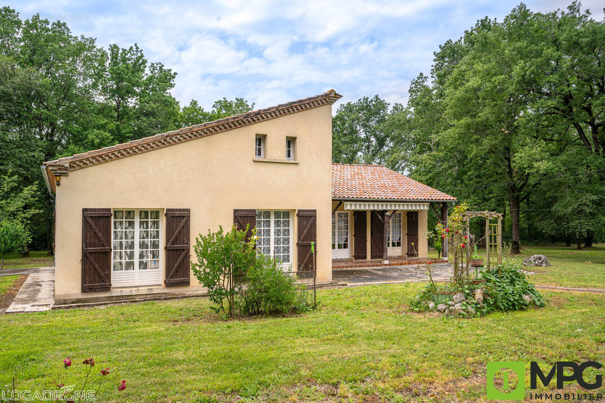 Maison à PENNE-D&#039;AGENAIS