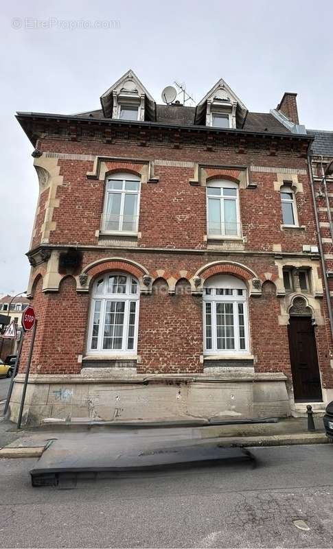 Maison à SAINT-QUENTIN