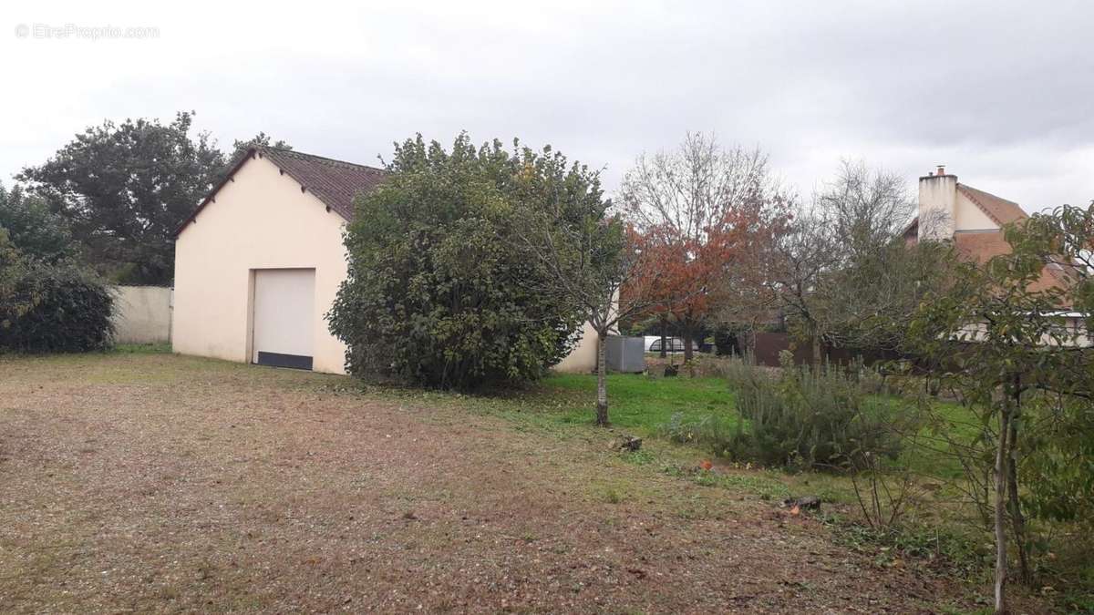 Maison à LA SUZE-SUR-SARTHE