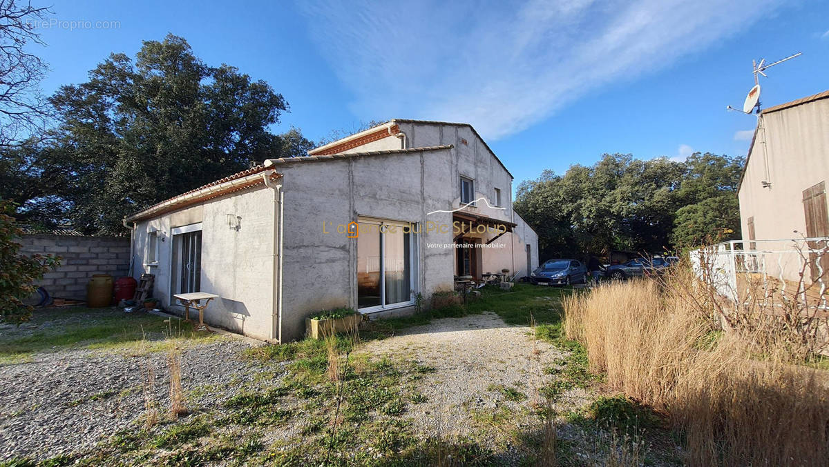 Maison à CLARET