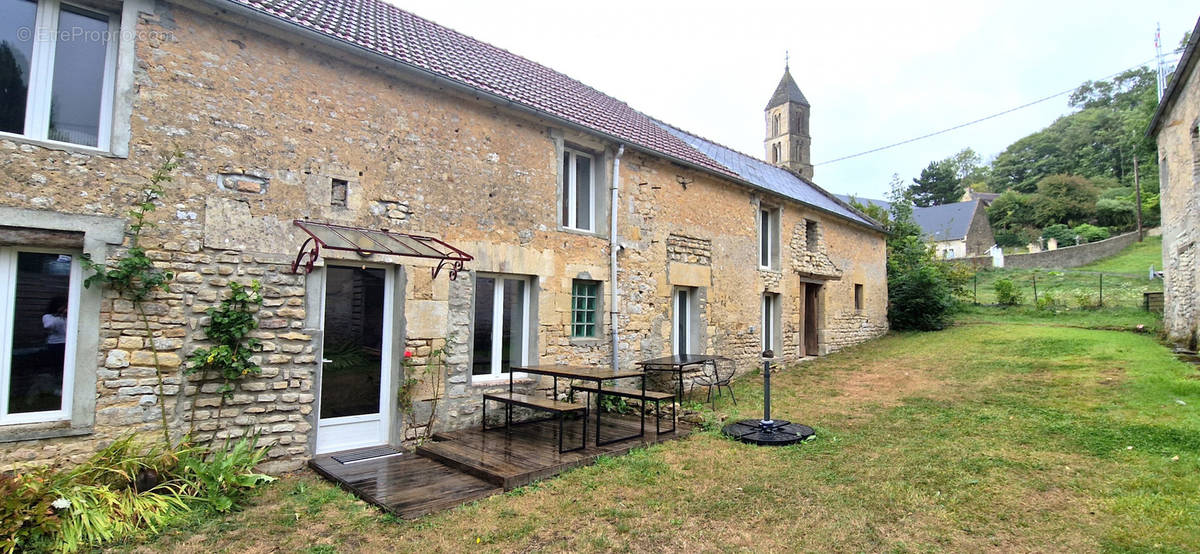 Maison à COMMES