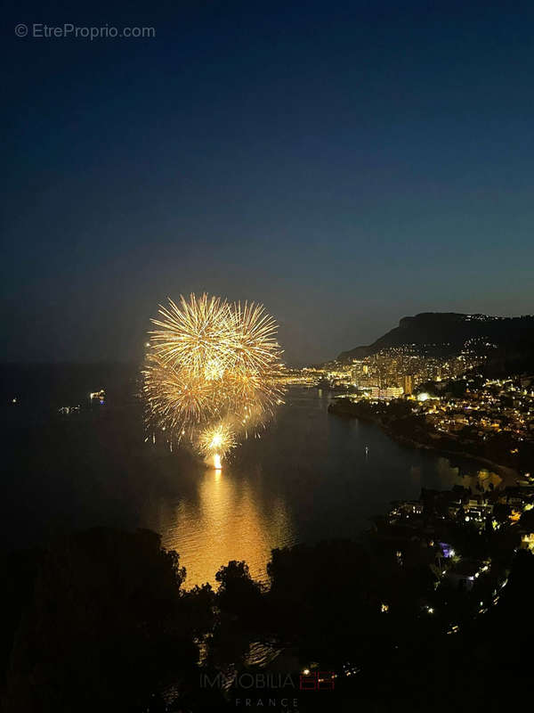 Appartement à ROQUEBRUNE-CAP-MARTIN