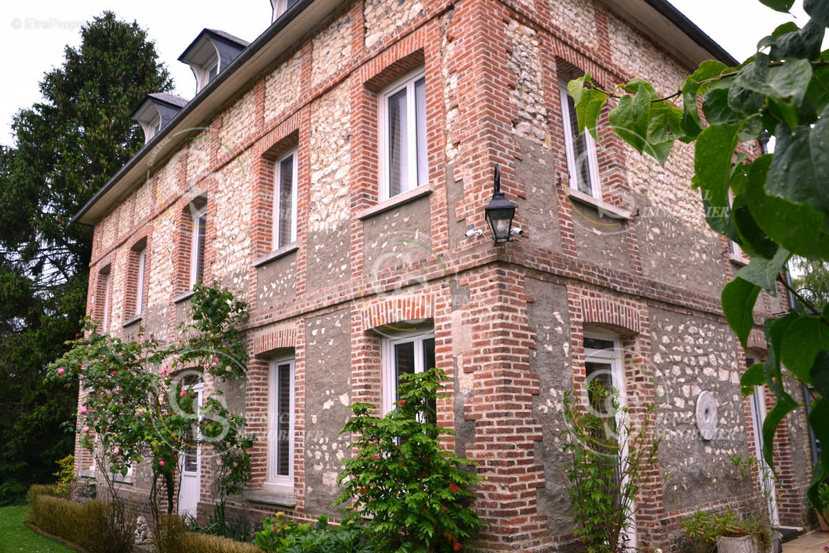 Maison à CROISY-SUR-ANDELLE