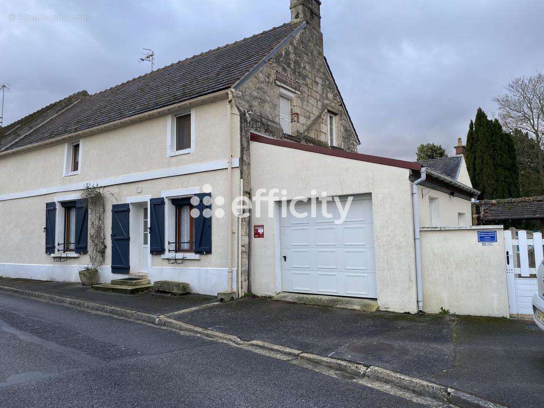 Maison à COYOLLES