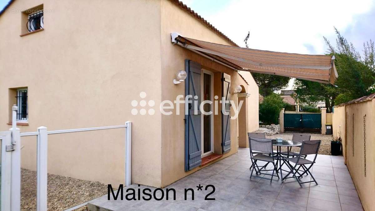 Maison à VELAUX