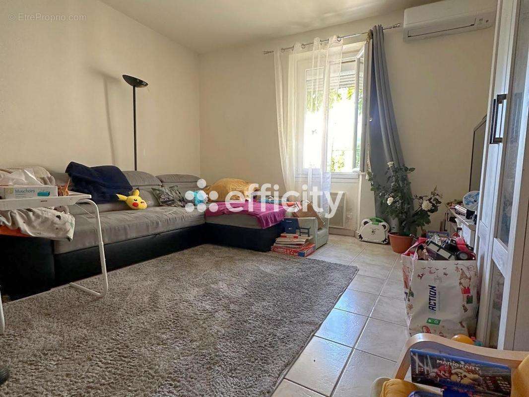 Appartement à AUBAGNE