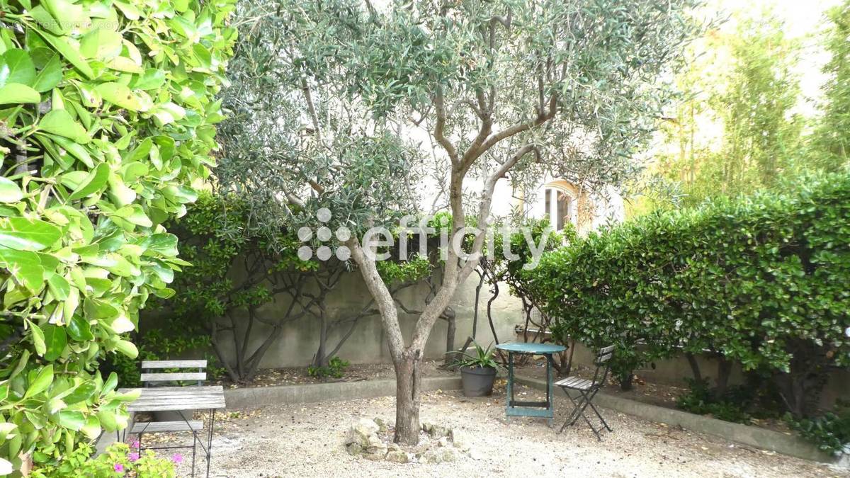 Appartement à MARSEILLE-8E