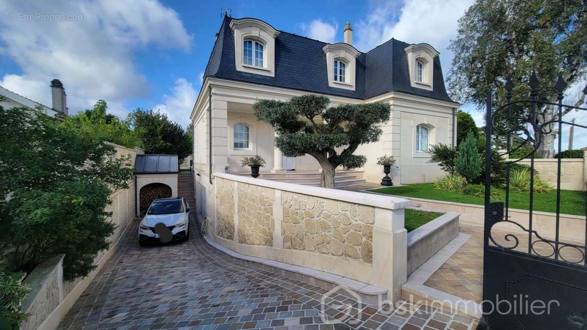 Maison à CHELLES