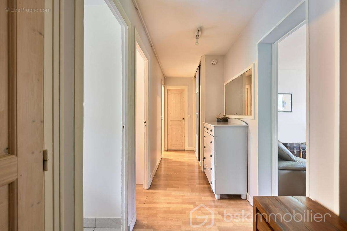 Appartement à MAISONS-LAFFITTE