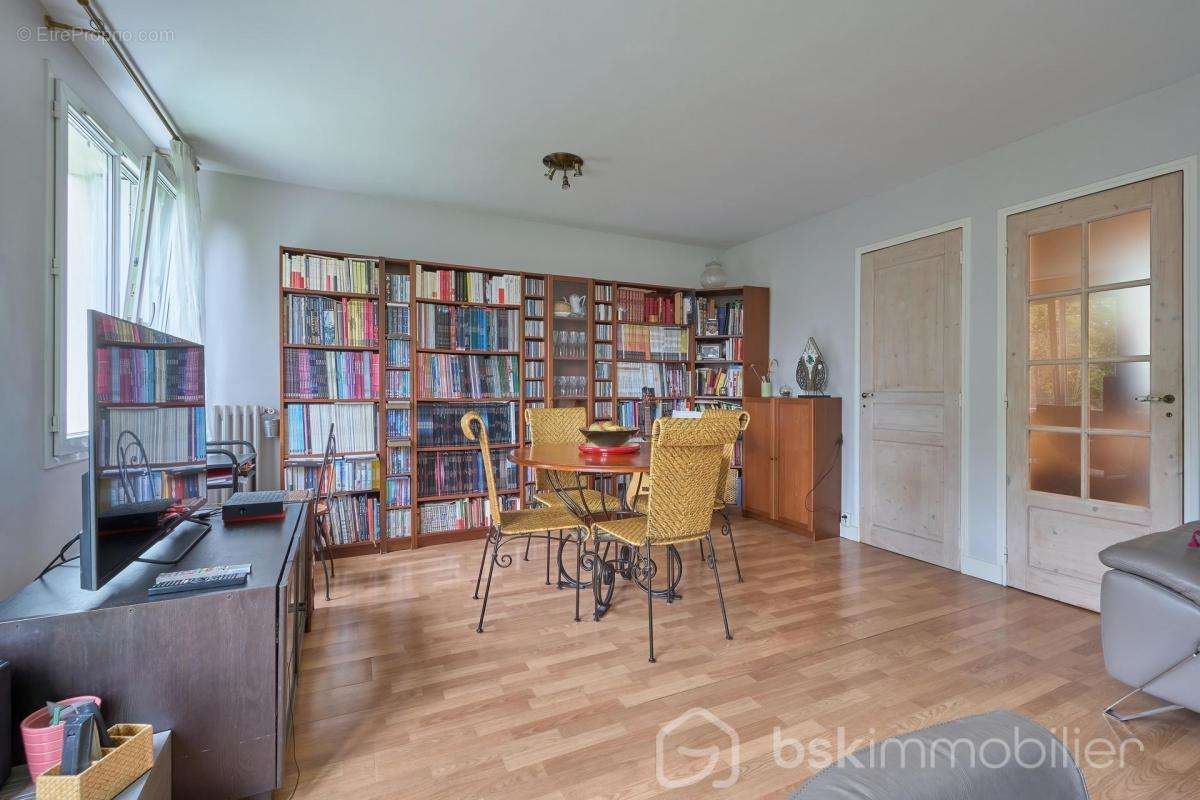 Appartement à MAISONS-LAFFITTE