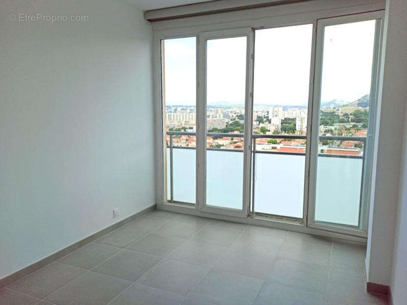 Appartement à MARSEILLE-9E