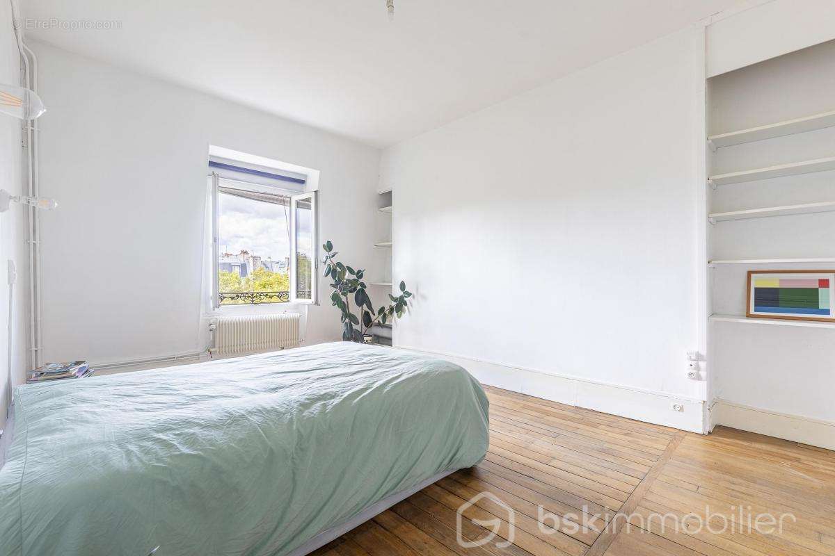 Appartement à PARIS-10E