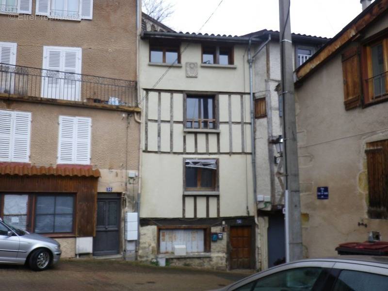 Appartement à THIERS