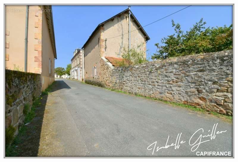 Maison à VESDUN