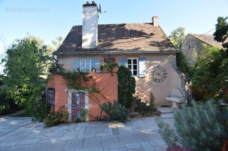 Maison à AUTUN