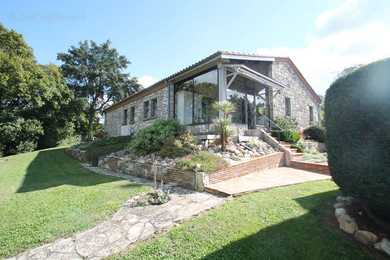 Maison à CASTELJALOUX