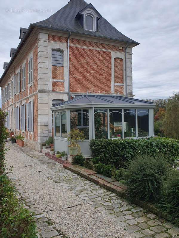 Maison à CORMEILLES