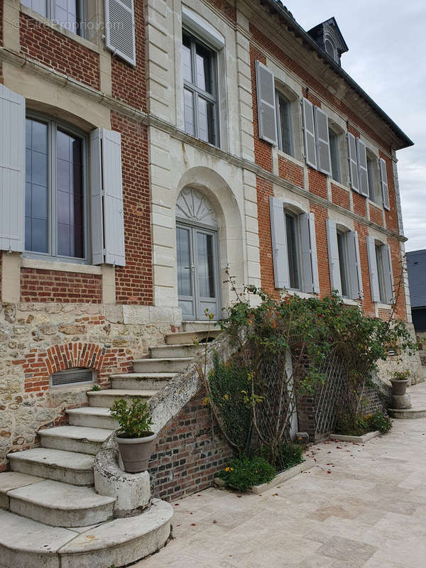 Maison à CORMEILLES