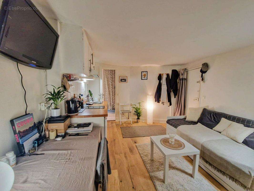 Appartement à PARIS-9E