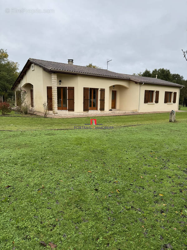 Maison à CAVIGNAC