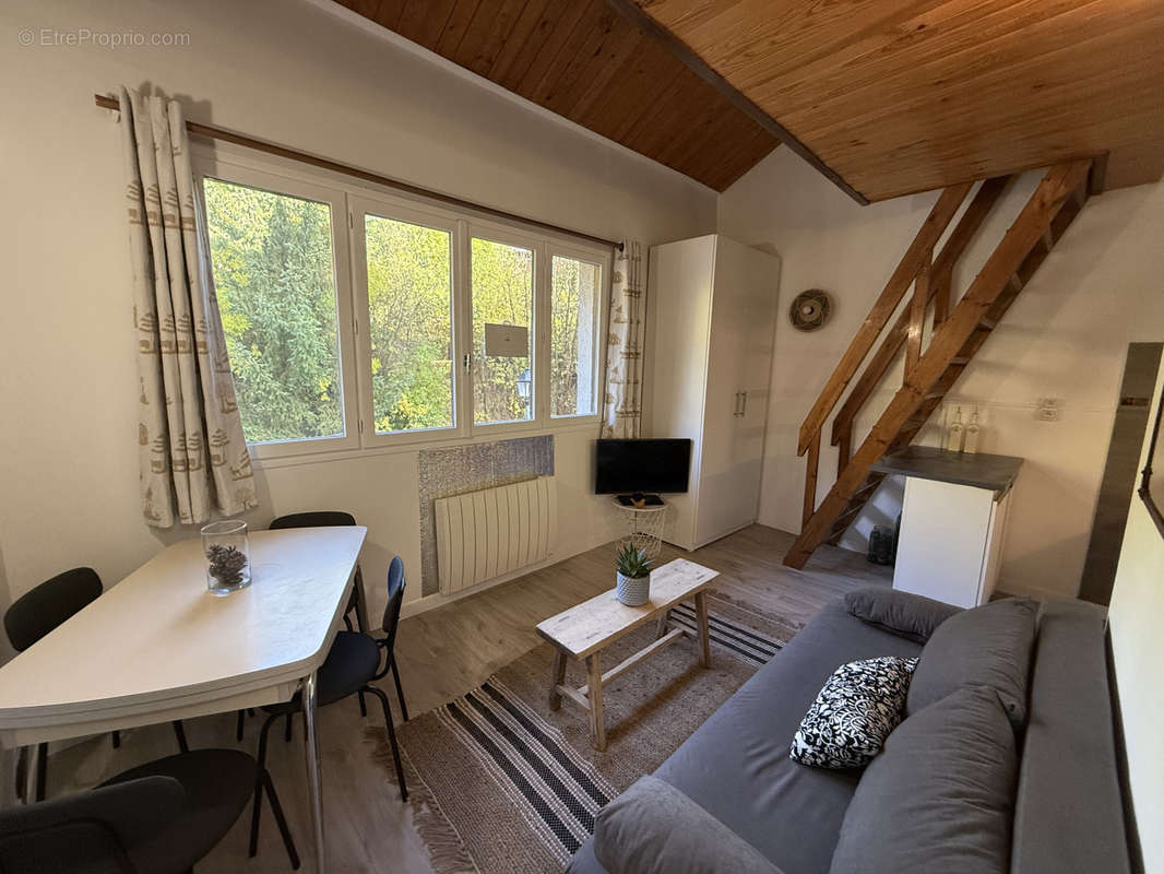 Appartement à SAINT-PONS