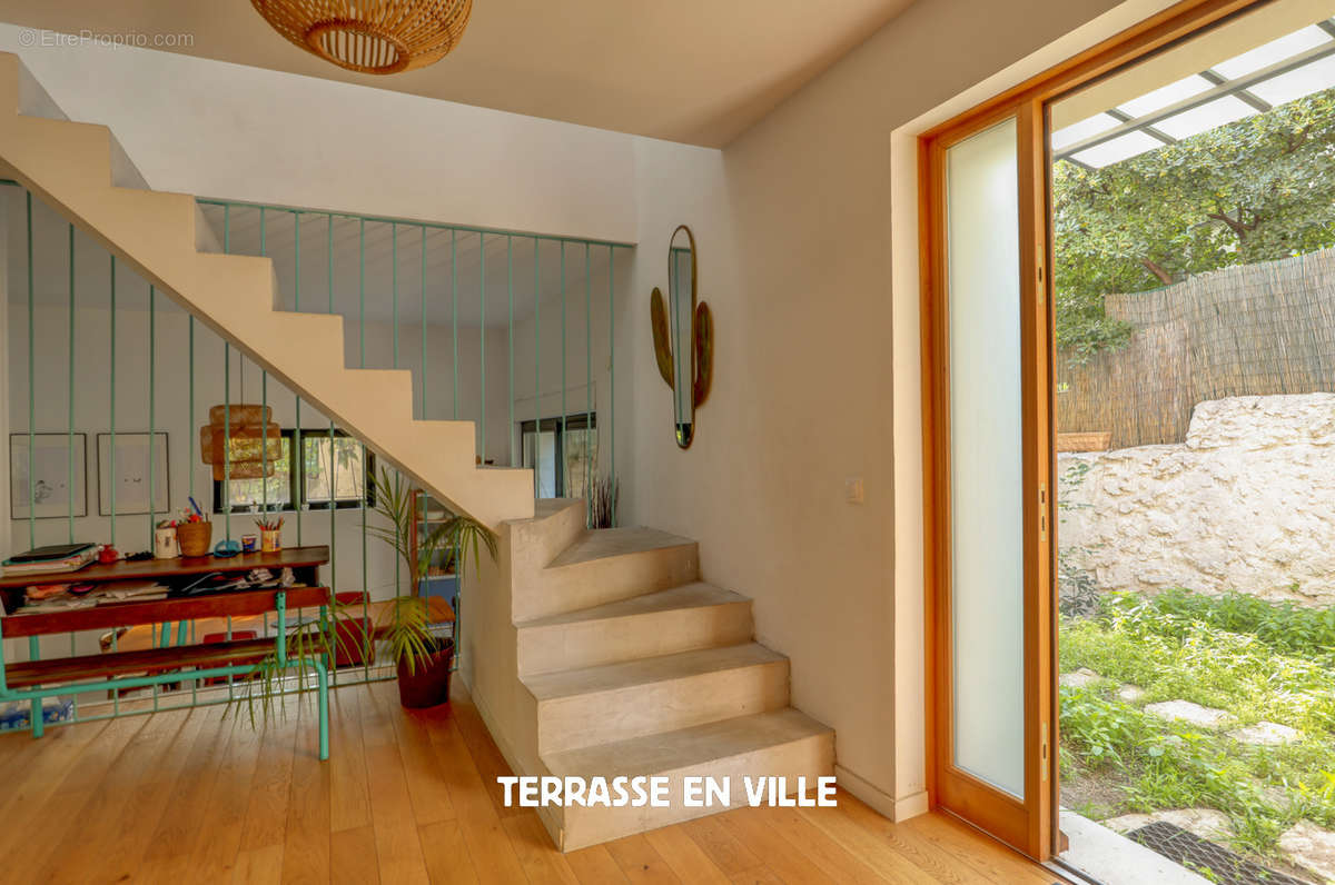 Maison à MARSEILLE-7E