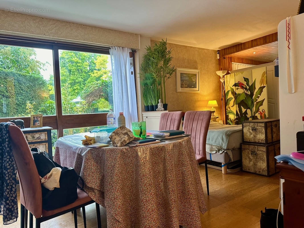 Appartement à LE CHESNAY