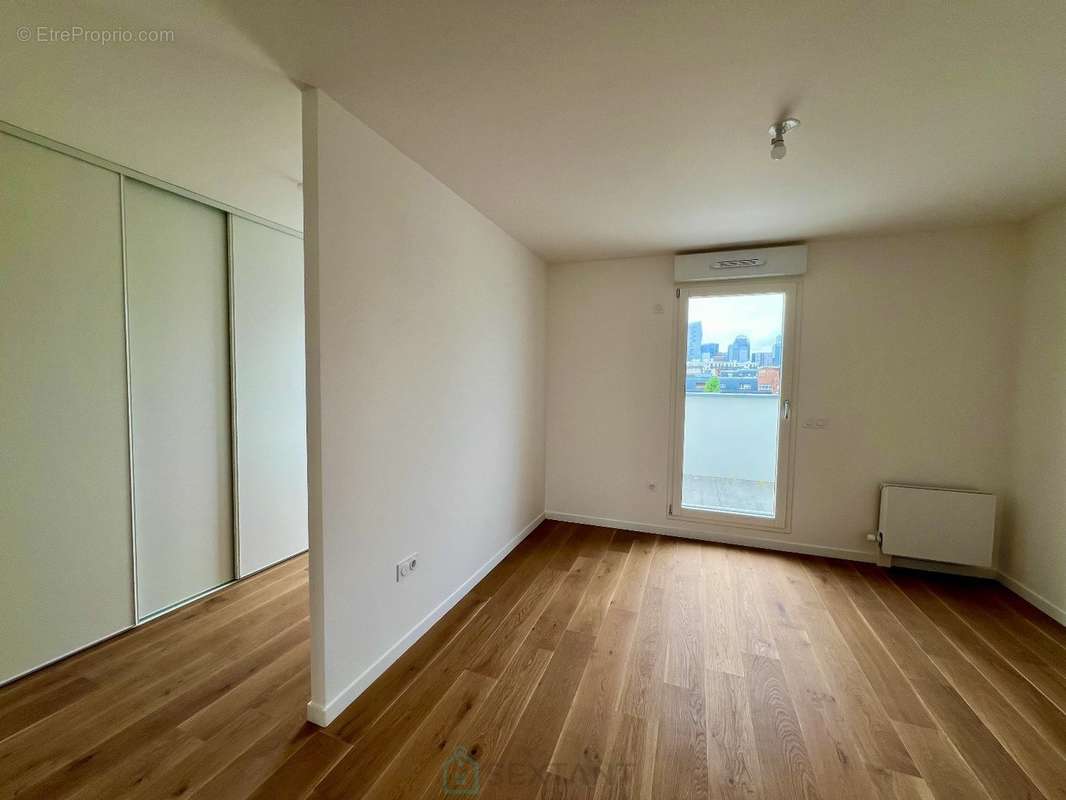 Appartement à SURESNES