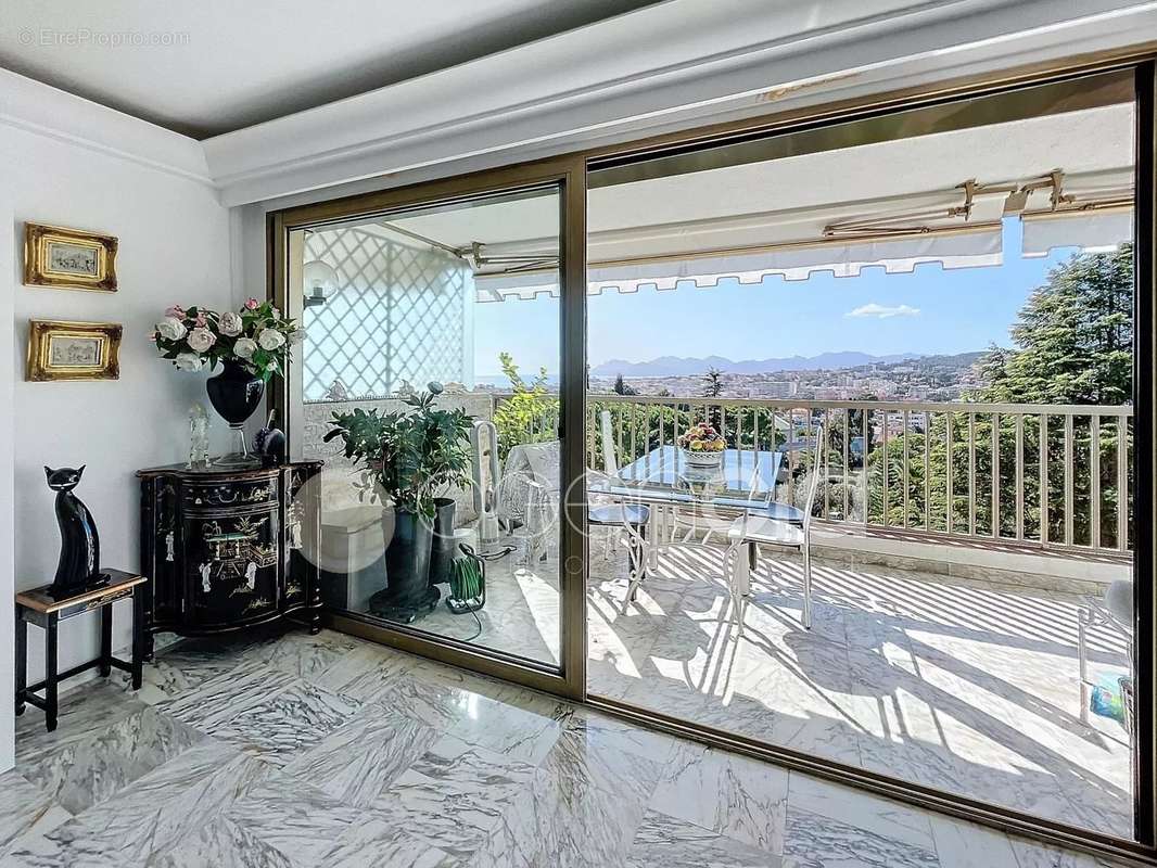 Appartement à CANNES