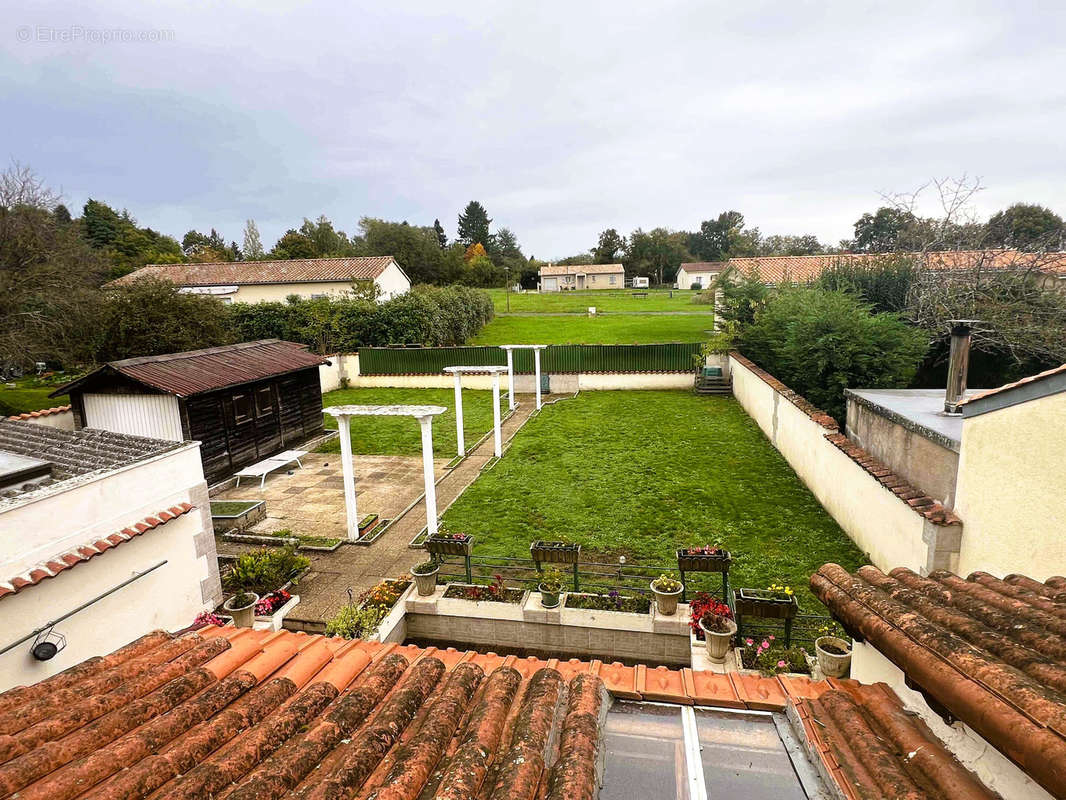 Maison à SAINT-CLAUD