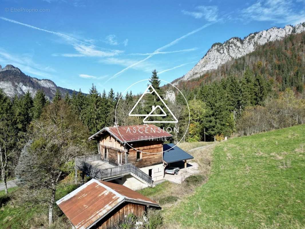 Maison à LE BIOT