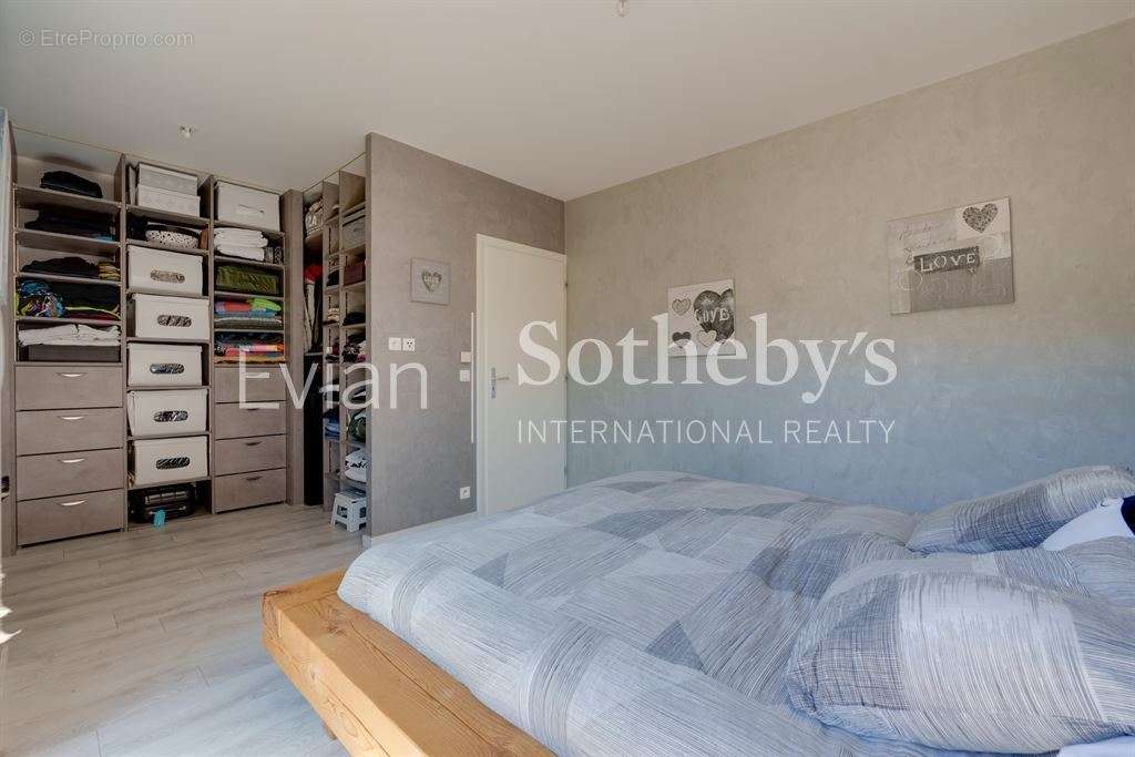 Appartement à EVIAN-LES-BAINS