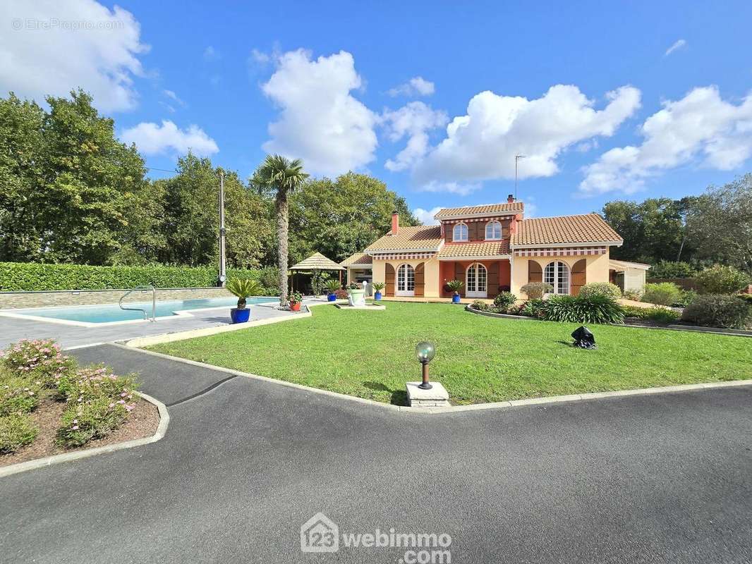 À Sainte-Hélène, au calme absolu - Maison à SAINTE-HELENE