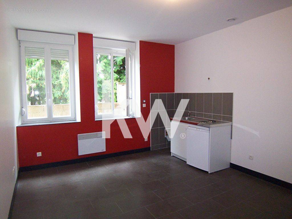 Appartement à GUEUX